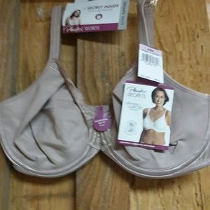 NWT Playtex Secrets minimizer 42D  bra